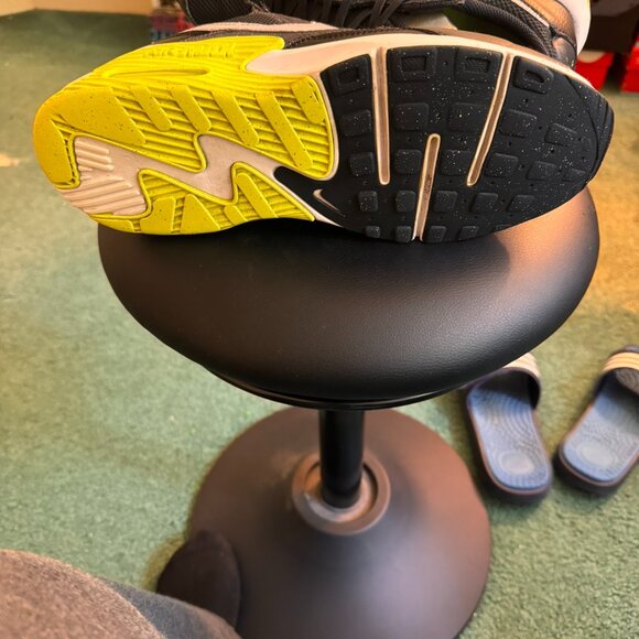 Nike - Air Max Excee - Black/White/Volt - Size 10.5 - Picture 8 of 9